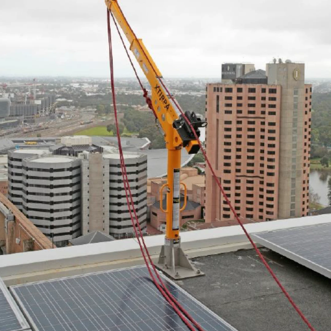 Xtirpa Davitarm on a fixed foot