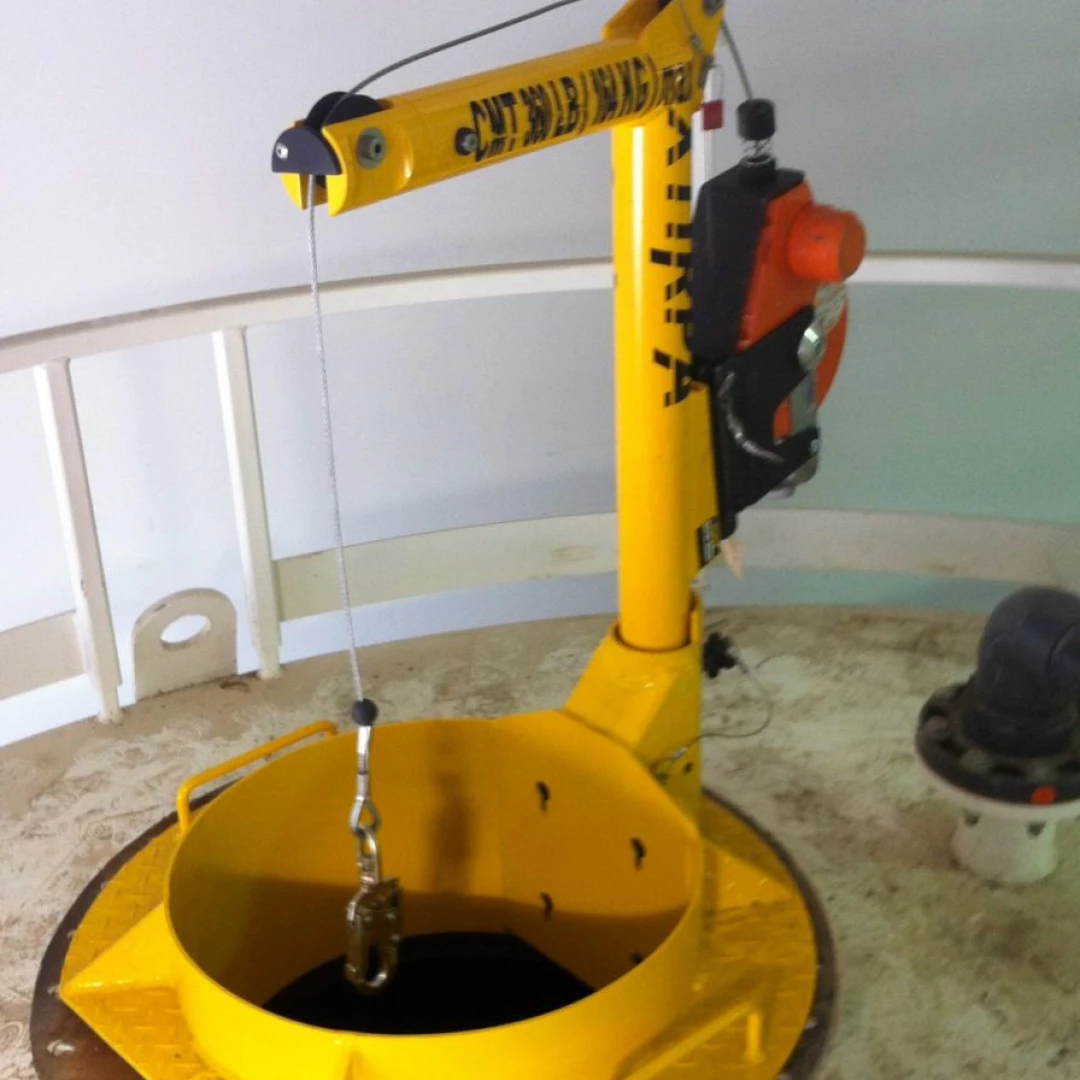 MANHOLE COLLAR 1 SHORT MAST DAVIT 38961200