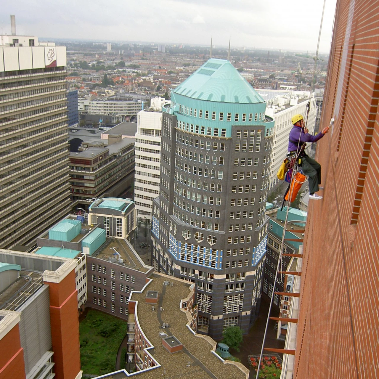 Rope Access Gevelreiniging