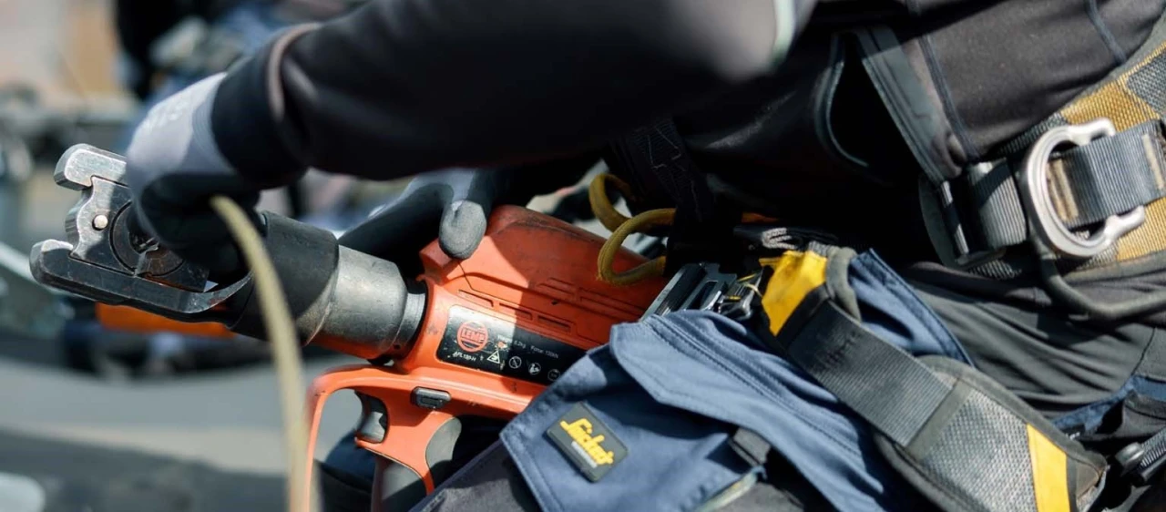 installatie op dak op hoogte