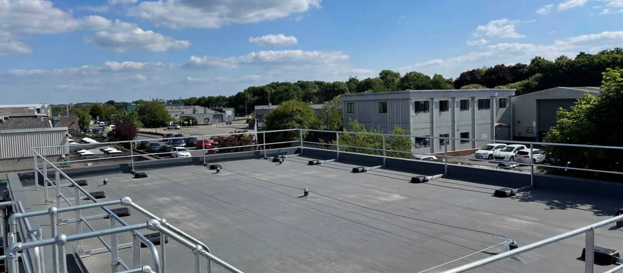 Roof Edge Protection - Roof handrail