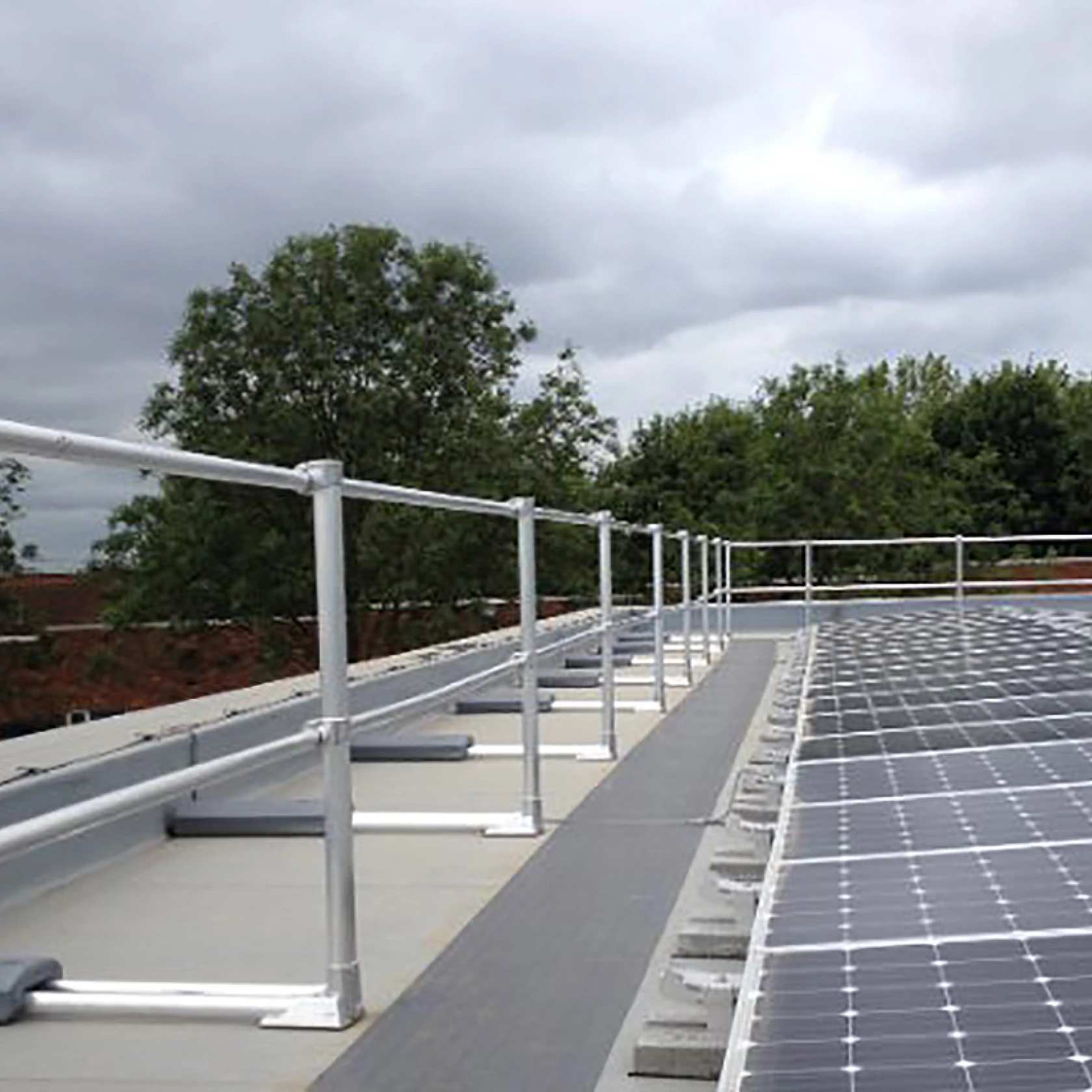 Springhallow School versirail