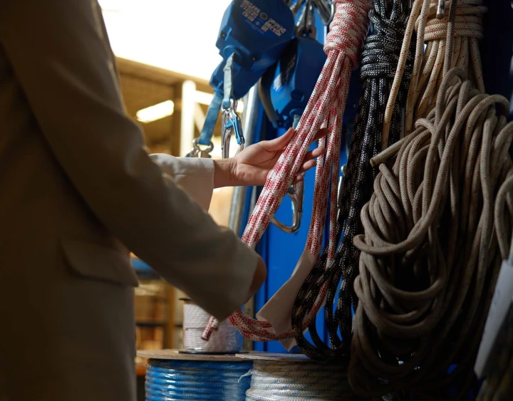 hangende touwen voor veiligheid
